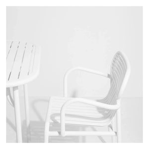 Petite friture - Set de 2 sillas con brazos para exterior Week-end | Blanco
