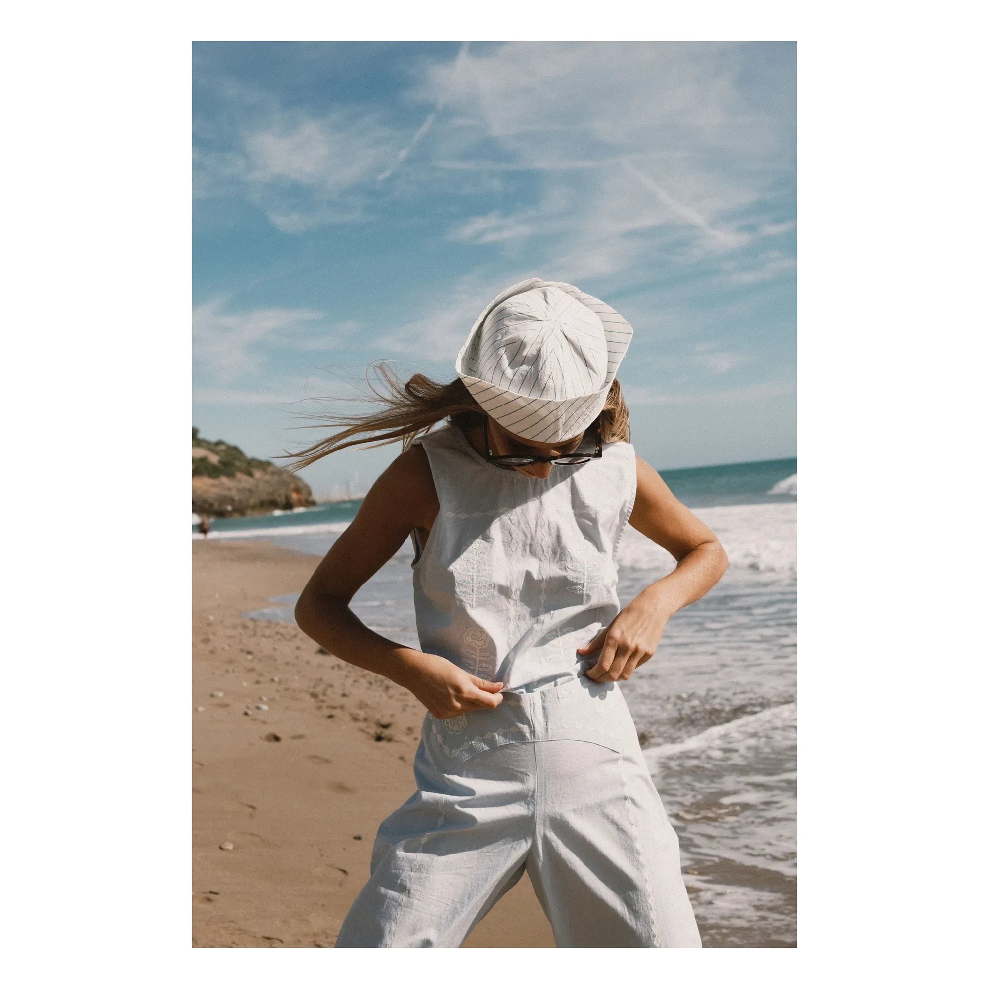 The Tiny Big Sister - Blusa bordada de lino y algodón | Azul