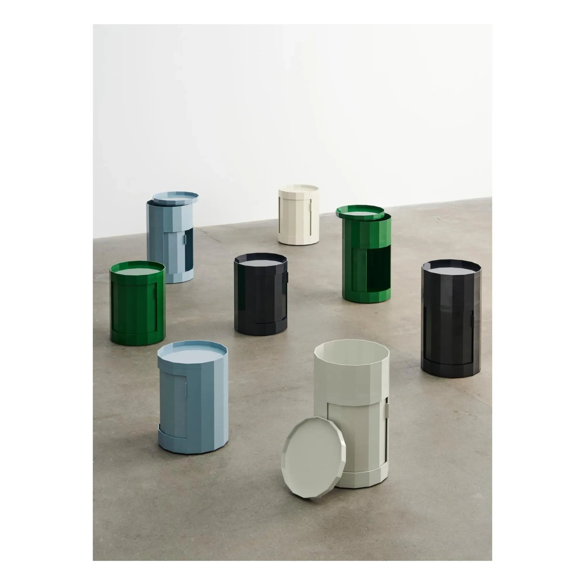 Hay - Unidad de almacenamiento Facet H66 cm | Azul claro