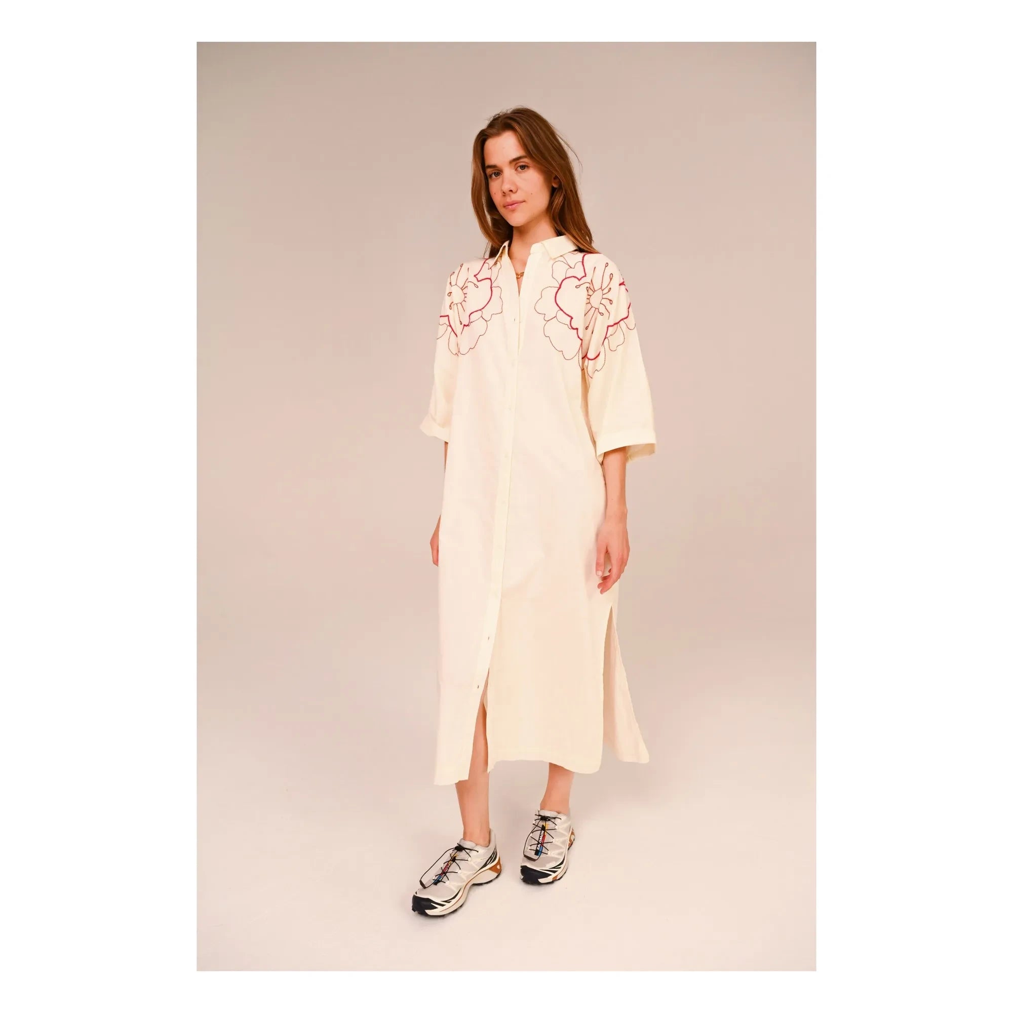 Sacrécoeur - Vestido de algodón de batista bordado Lou Pivoine | Blanco