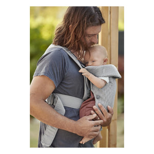 BabyBjörn - Mochila Portabebés Mini Malla | Gris Claro