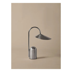 Ferm Living - Lámpara de mesa Arum | Acero