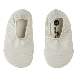 Petit Lem - Zapatos de agua con protección UV de fibra reciclada texturizada | Gris claro