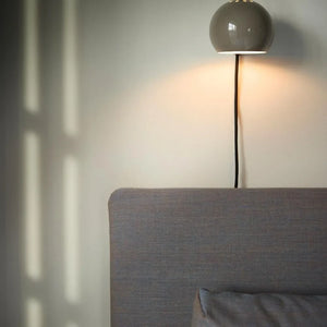 Frandsen - Aplique de pared "Ball", Benny Frandsen | Gris claro