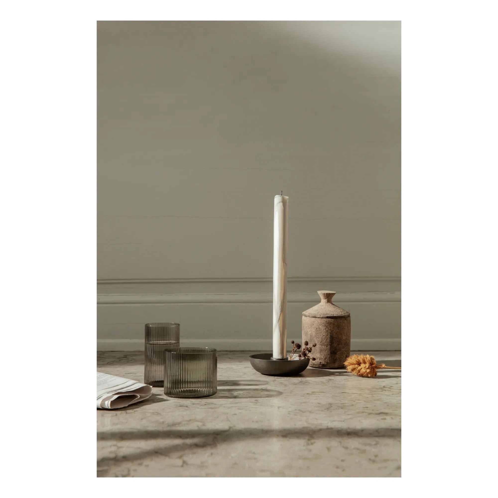 Ferm Living - Portavelas Cuenco de Aluminio Reciclado | Negro
