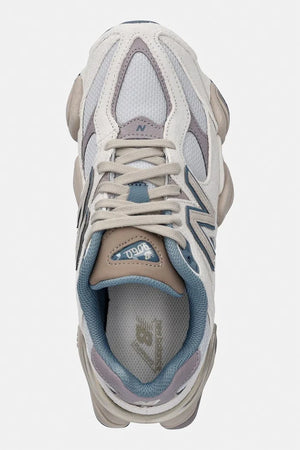 Zapatillas New Balance 9060 de Ante para Mujer