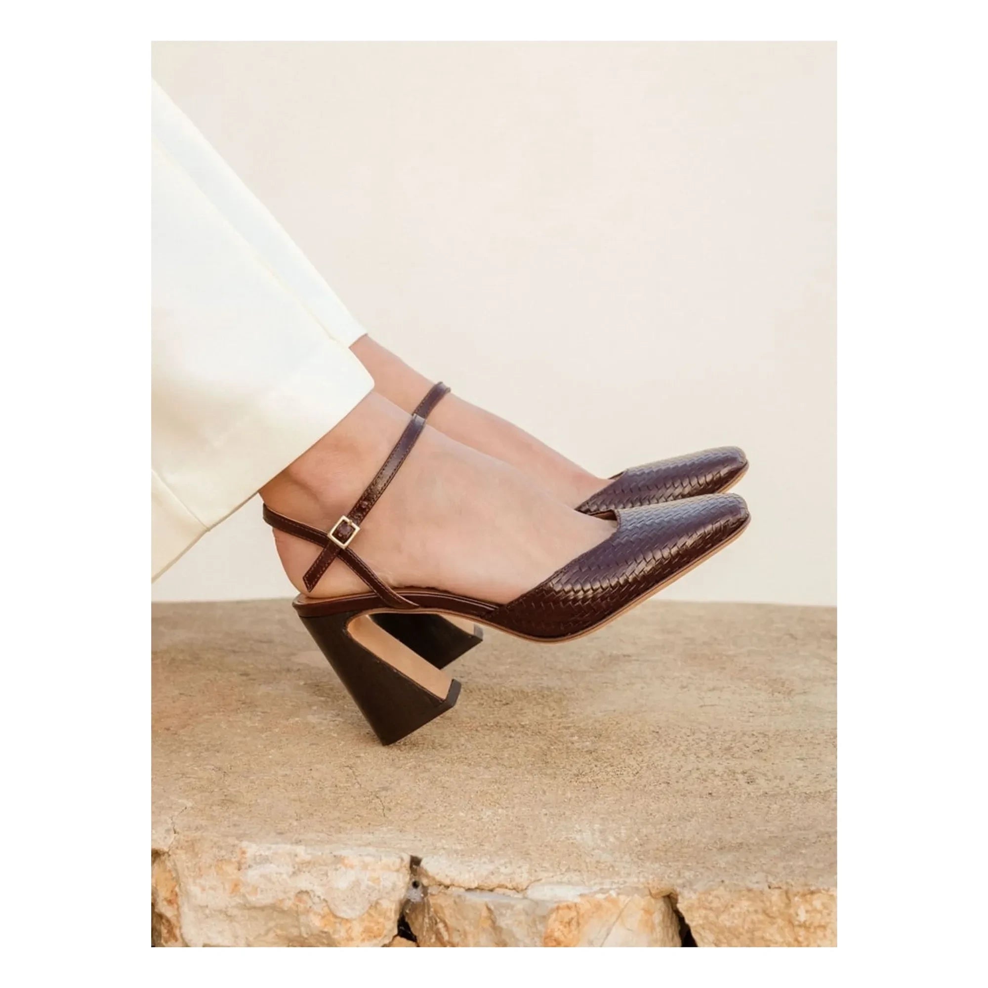 Bobbies - Babies Marfa Cuero | Café