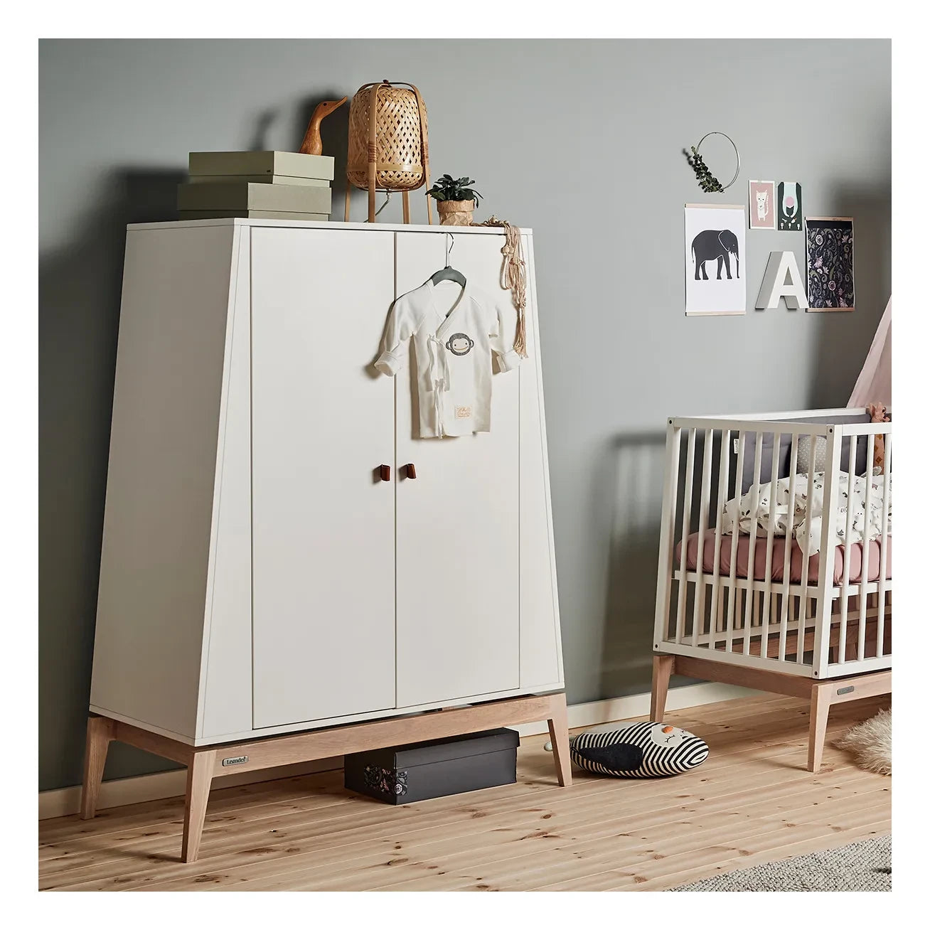 Leander - Luna Armario Pequeño de Roble - 2 Puertas | Blanco