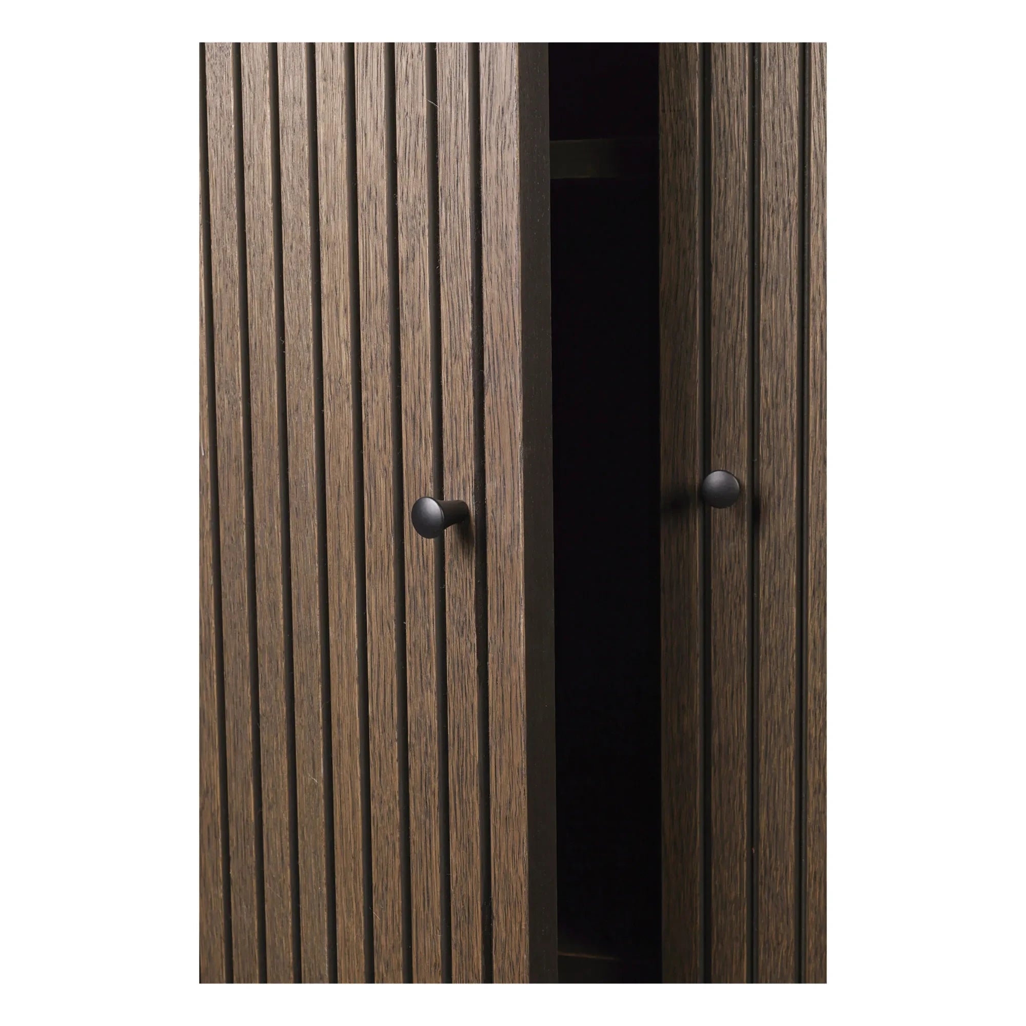 Ferm Living - Armario fijo | Roble oscuro