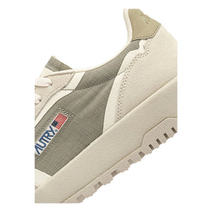 Autry - Zapatillas deportivas bajas de cordura y ante Wildplace | Caqui claro