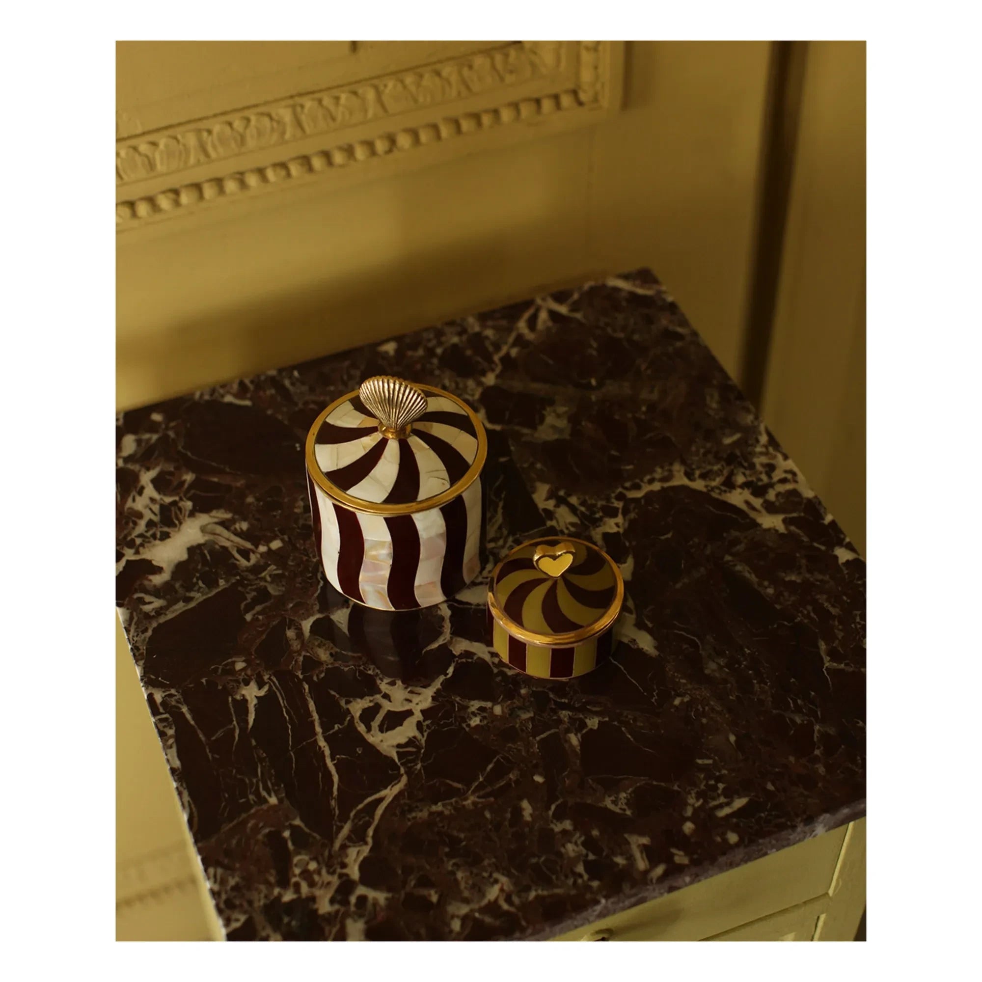Doing Goods - Pyar Circus caja | Amarillo