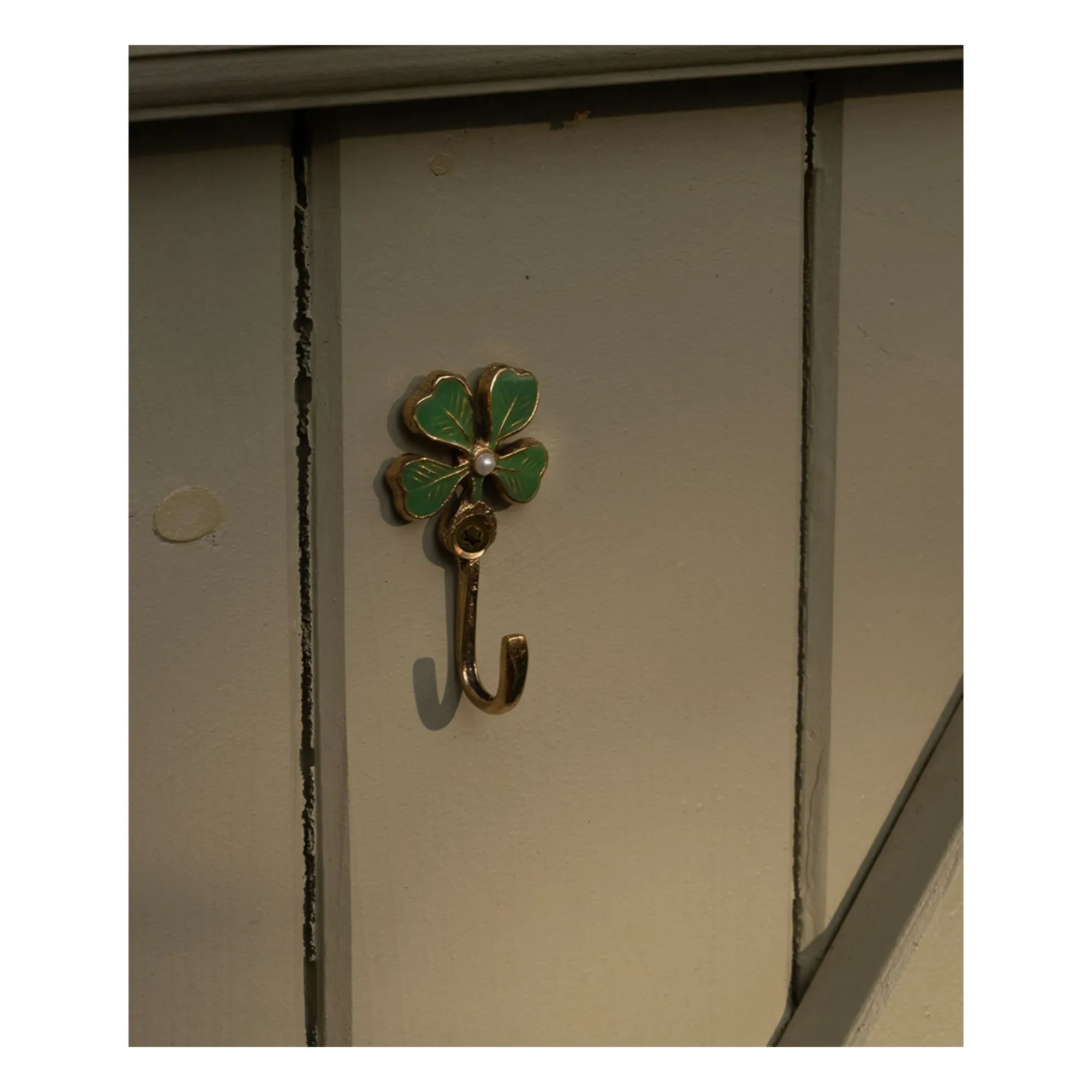 Doing Goods - Lucky Clover pirinç palto askısı | Altın