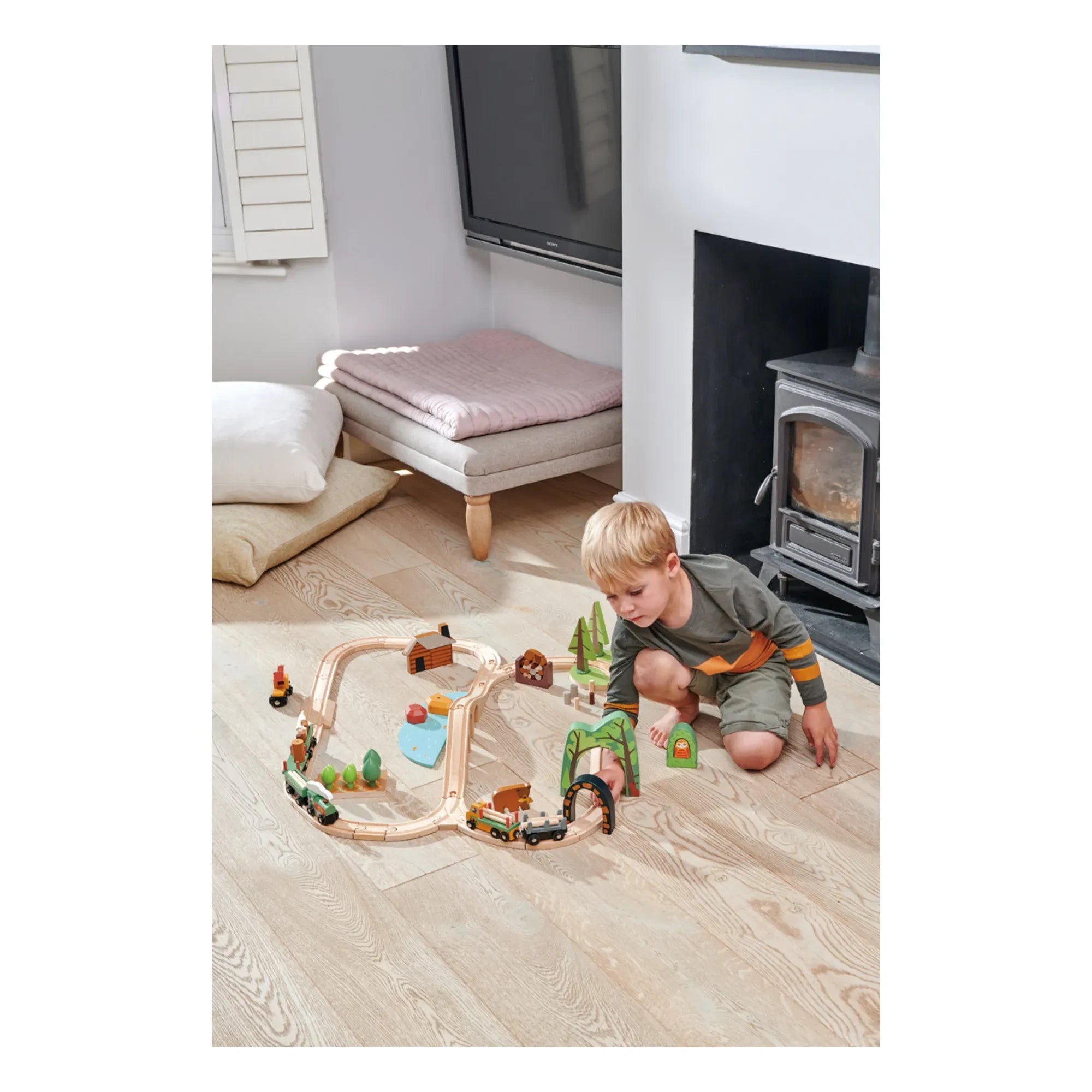 Tender Leaf Toys - Set de Tren de Pino Salvaje