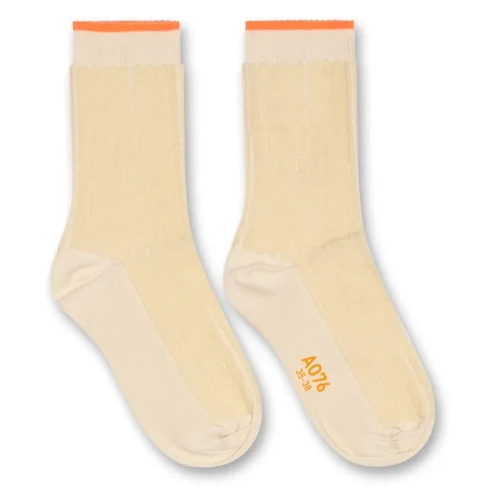AO76 - Calcetines Josy | Crema