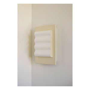 Violaine d'Harcourt - Lámpara de pared Frame wave | Blanco roto