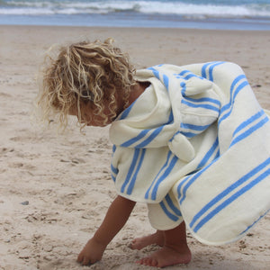 Sunnylife - Toalla de playa con capucha para niños
