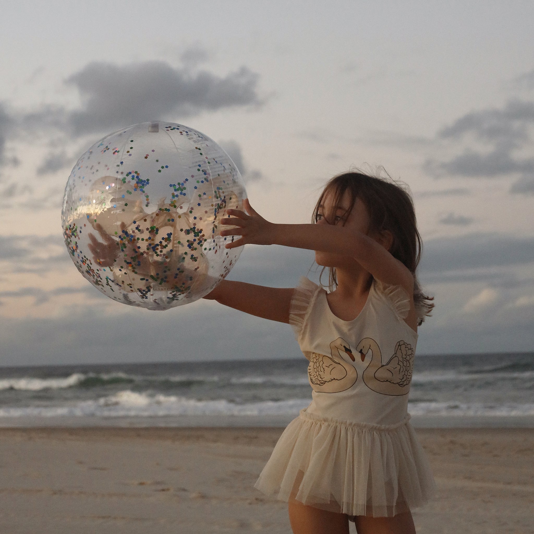 Sunnylife - Balón de playa hinchable 3D de algodón de azúcar
