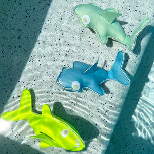 Sunnylife - Salty the Shark Juguetes de Buceo para Mar y Piscina