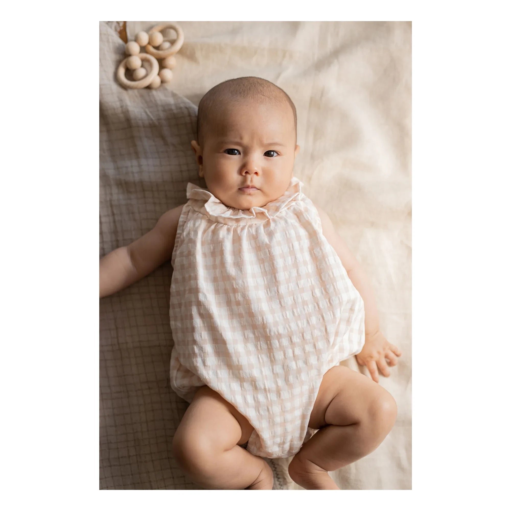 1+ in the family - Mono Vichy Seersucker Corfú | Beige rosado