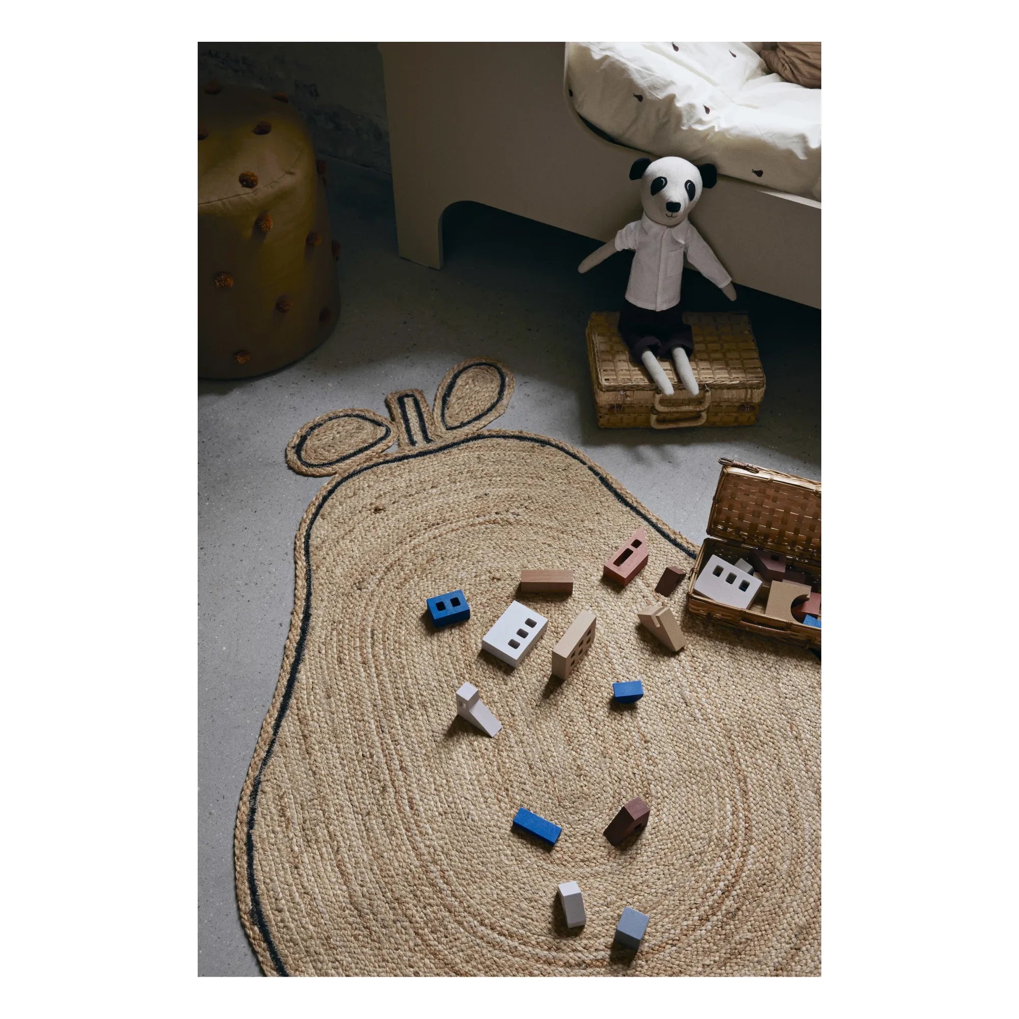 Ferm Living Kids - Alfombra de yute con forma de pera