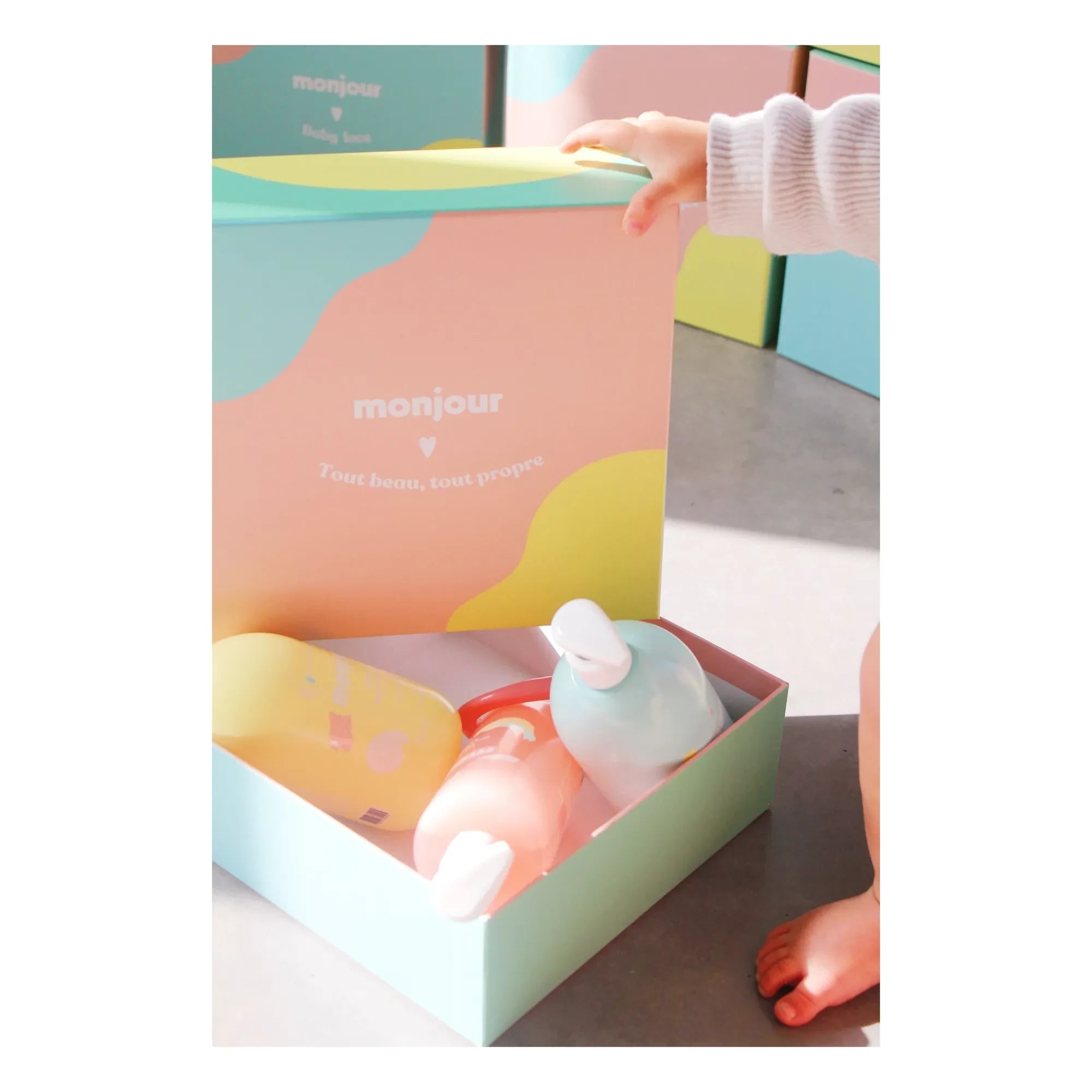 Monjour - Set limpio y organizado