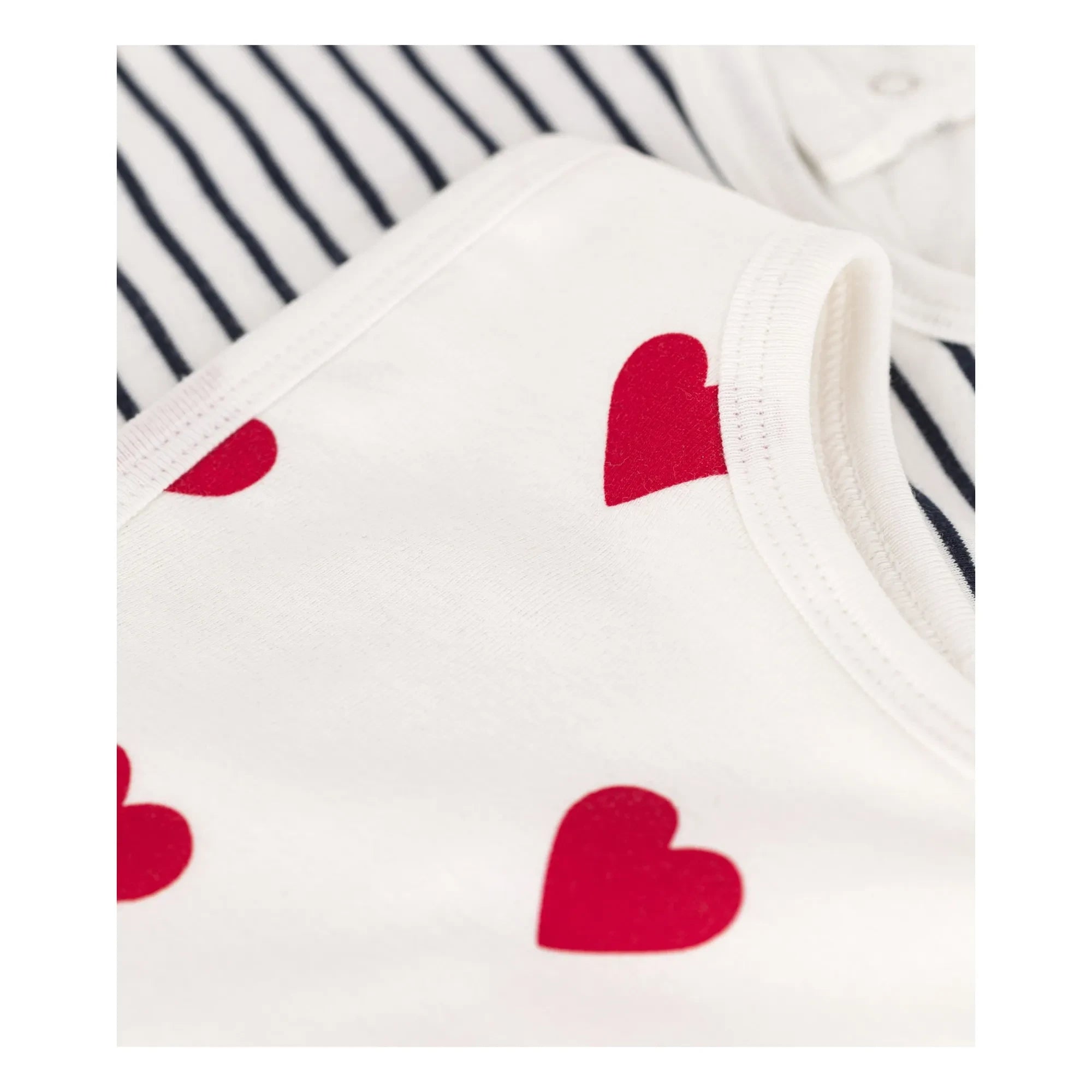 Petit Bateau - Babero de 2 piezas con estampado de corazón | Blanco