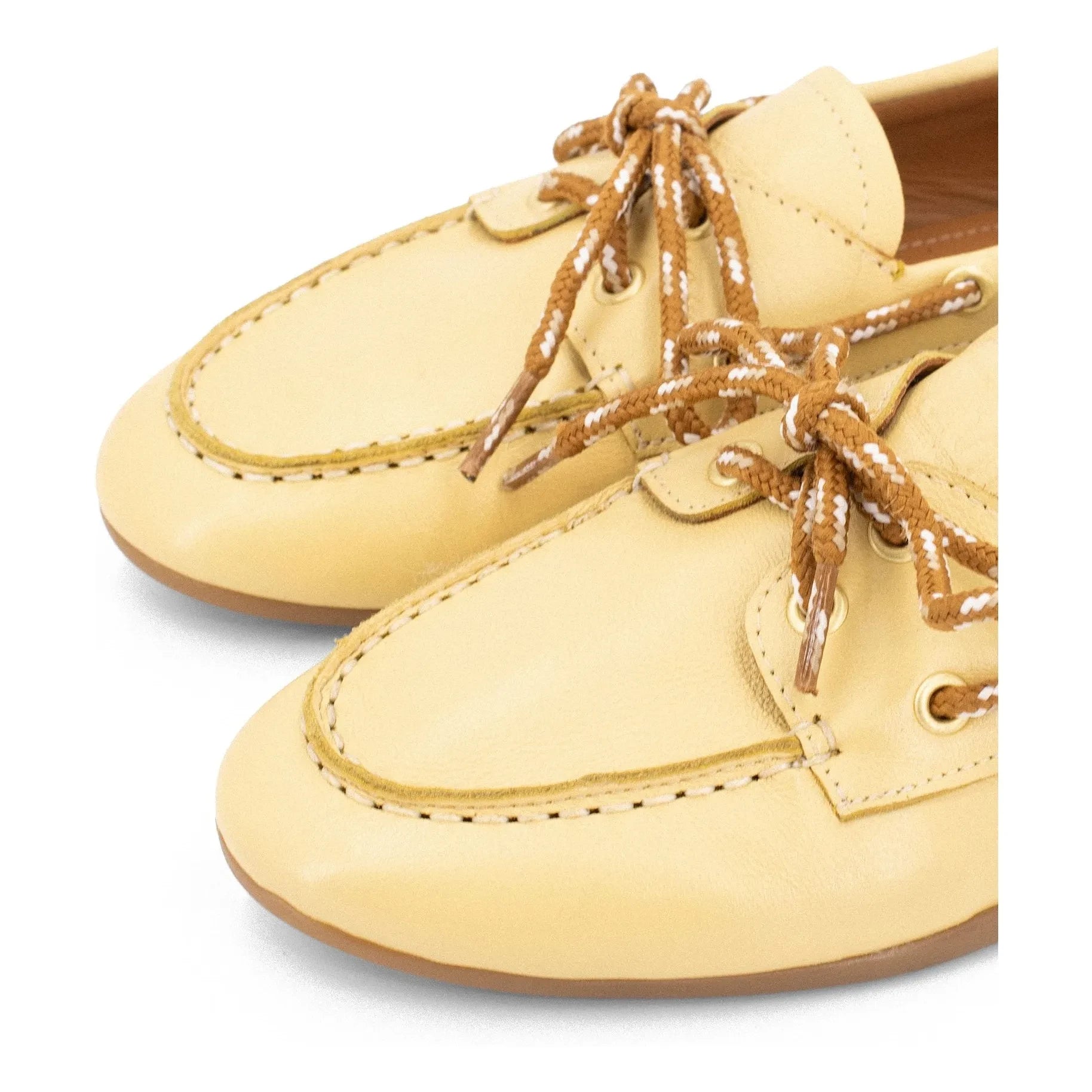 Toral - Zapatos náuticos de piel Kimana | Amarillo