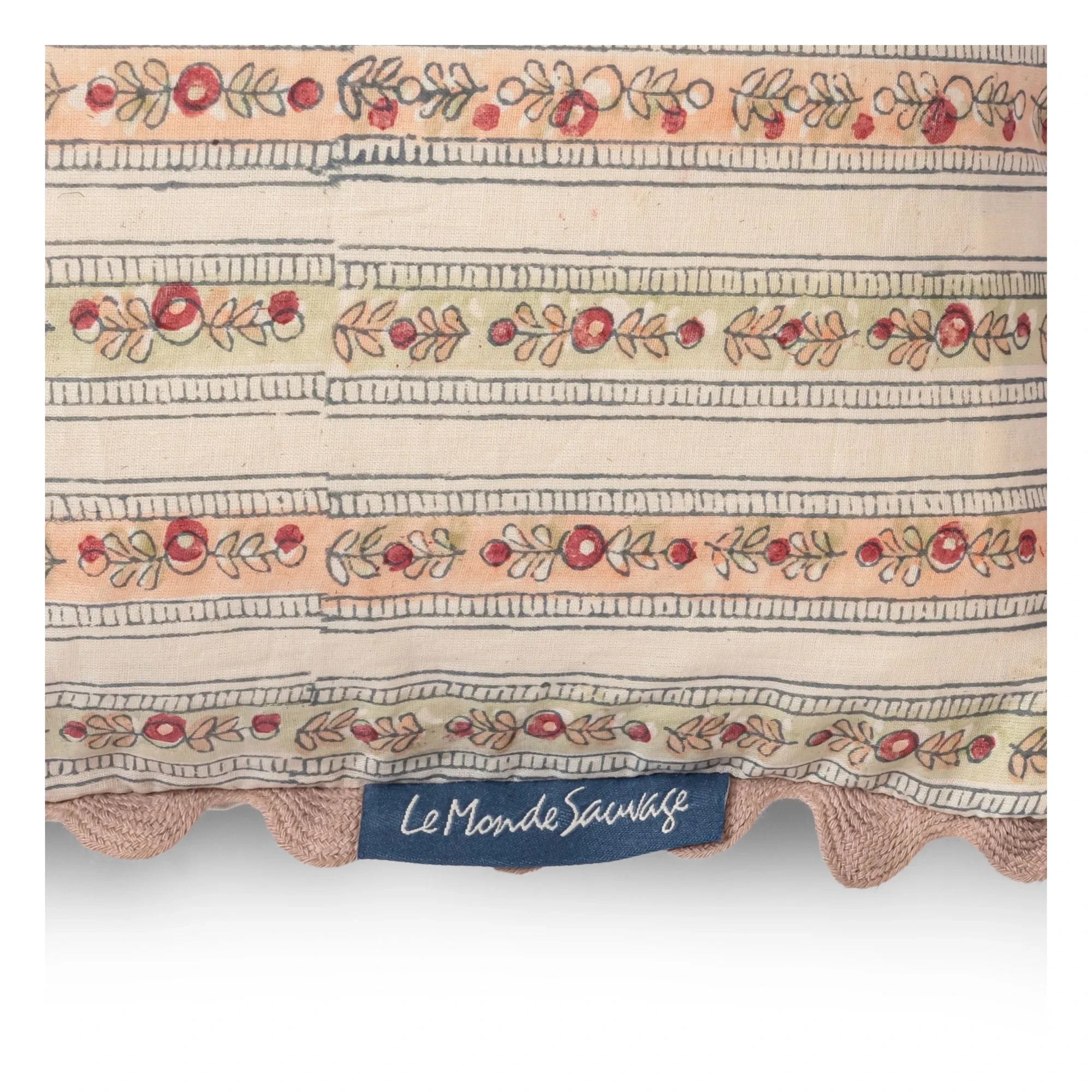 Funda de almohada Le Monde Sauvage - Astre Lappi | Rosa