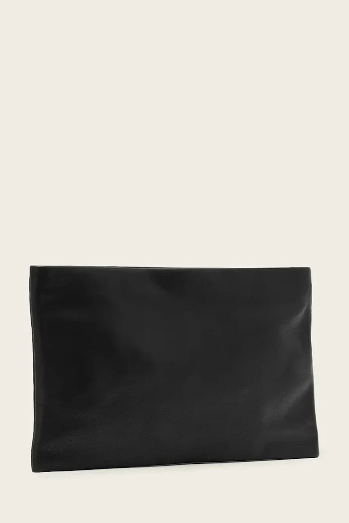 AllSaints clutch de piel BETTINA para mujer