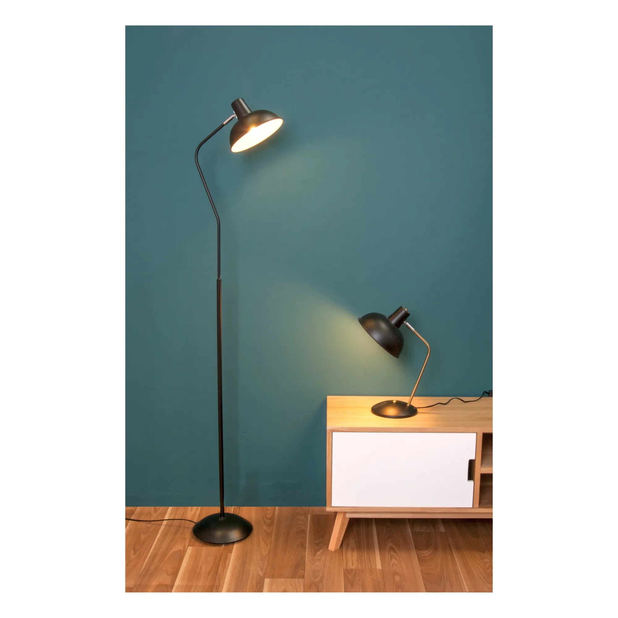 Present Time - Lámpara de mesa Hood | Negro