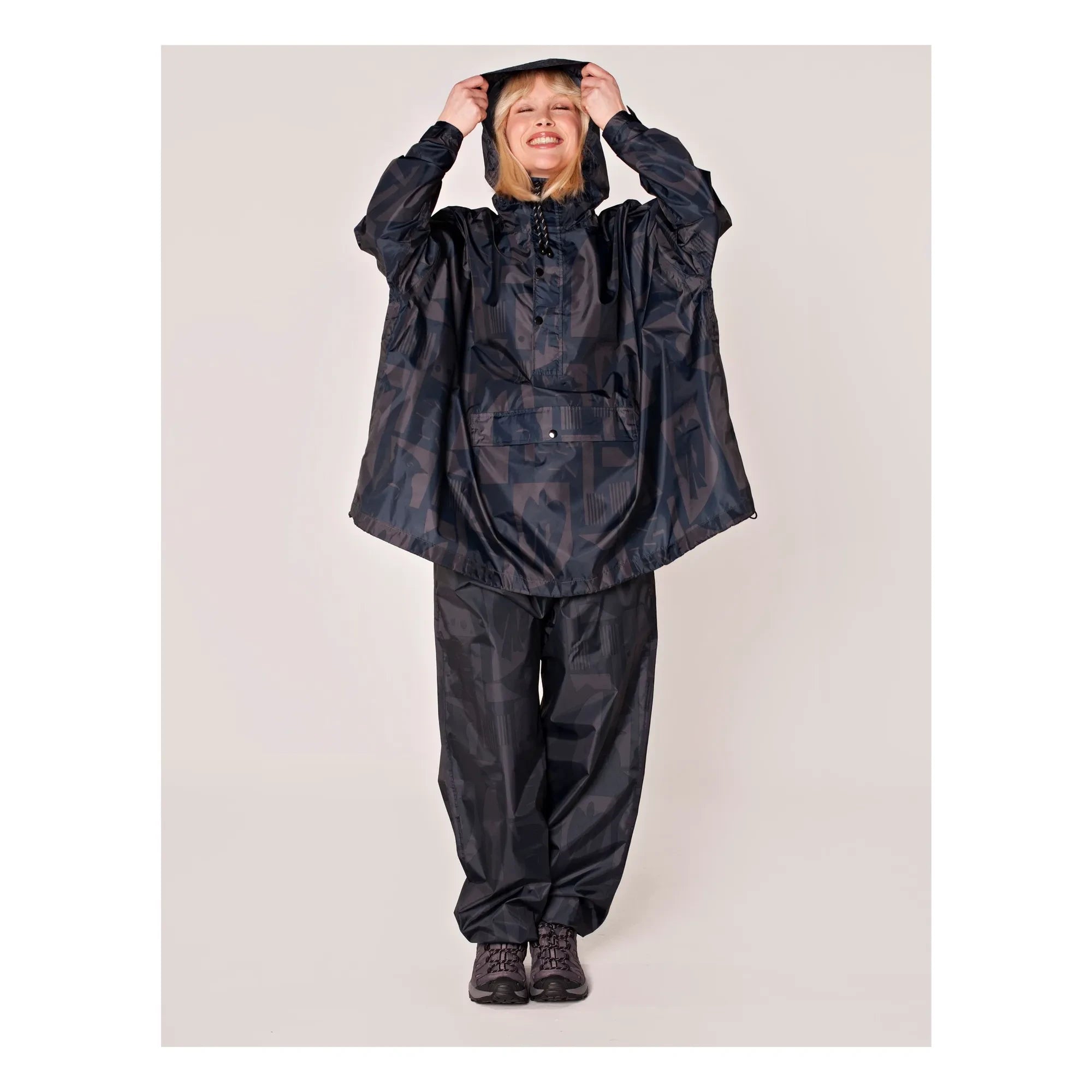 Rainkiss - Cortavientos impermeable Back to Black | Negro
