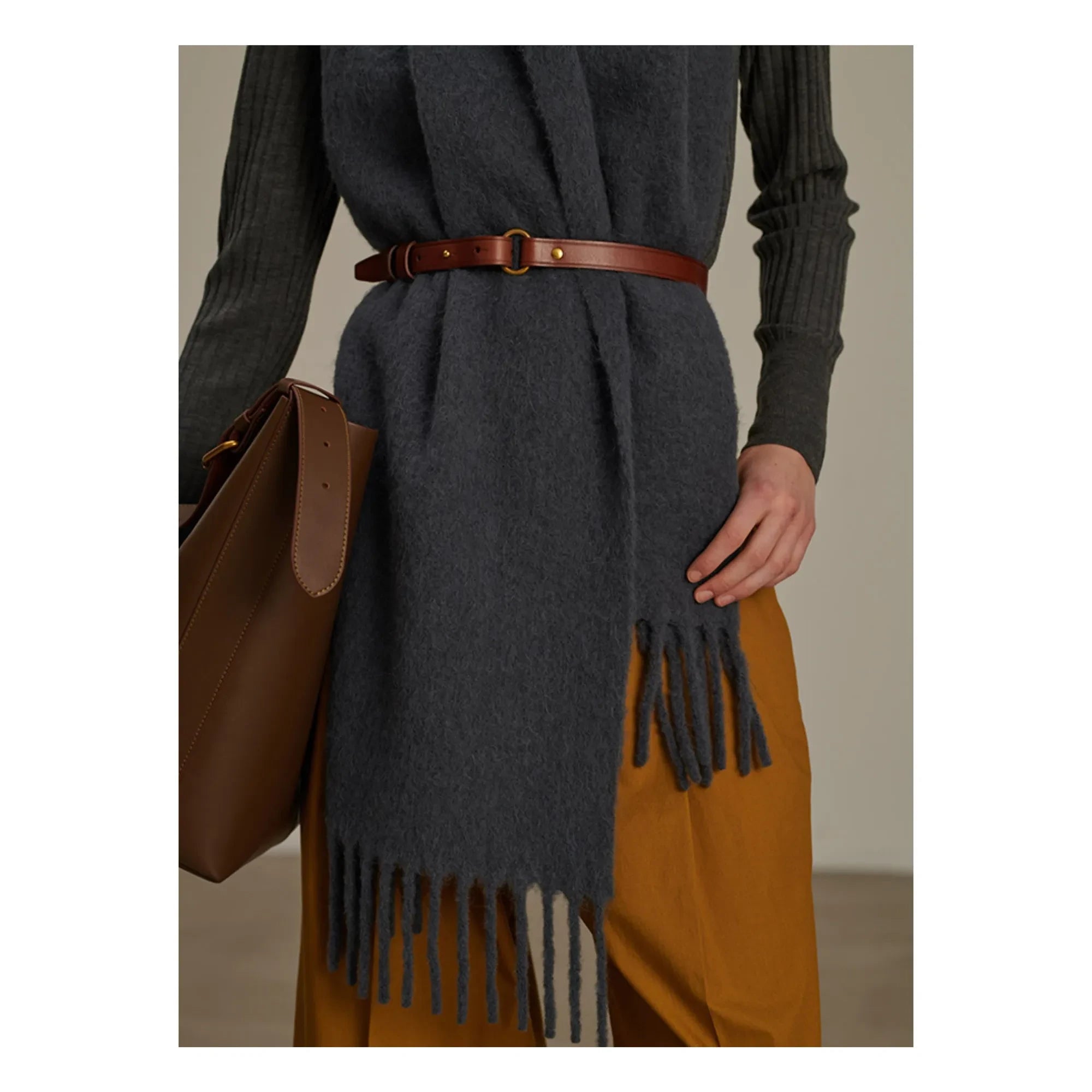 Soeur - Bufanda de mohair suave gris