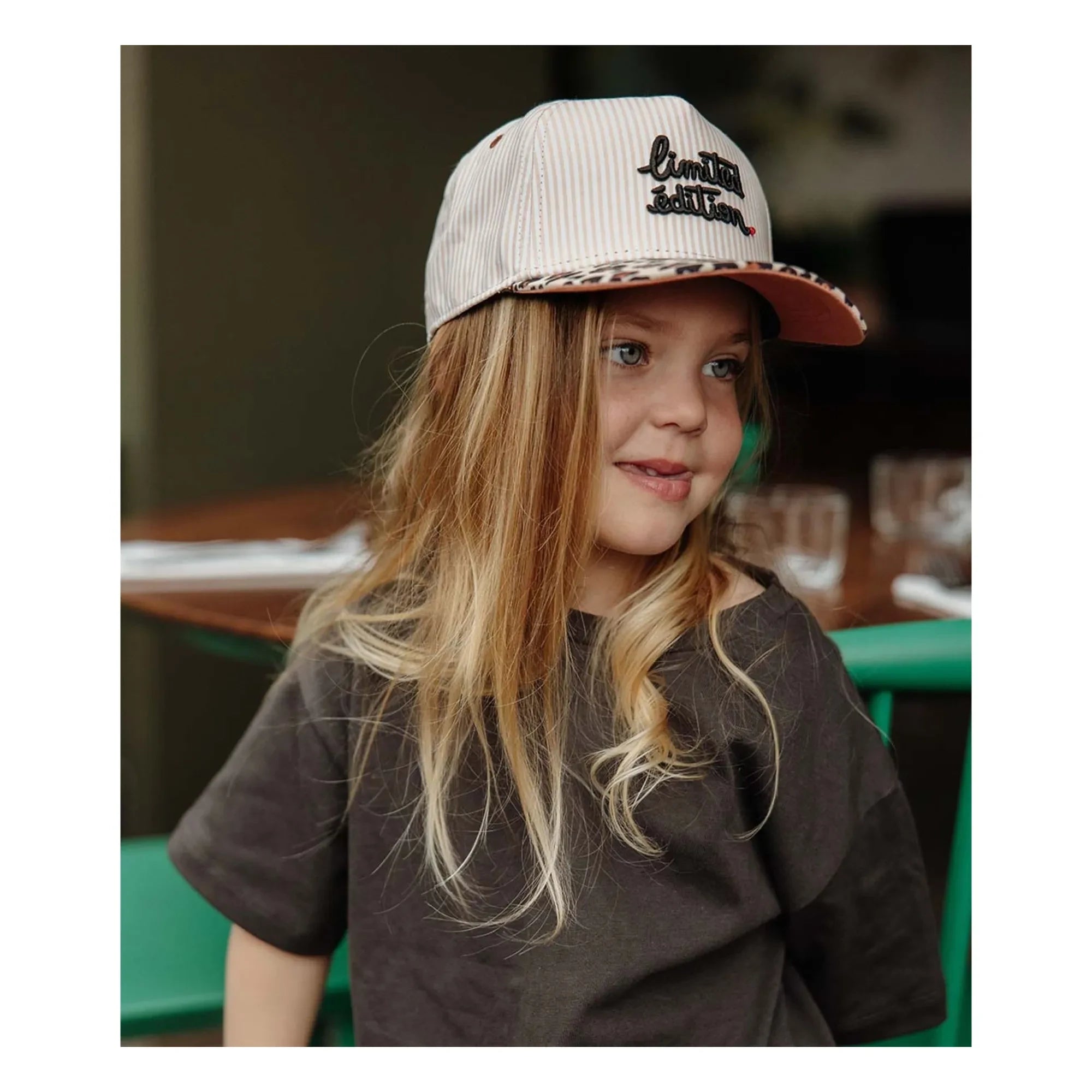Hello Hossy - Gorra con visera curva de algodón orgánico con estampado de leopardo | Crema
