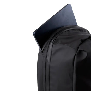 Sandqvist - Mochila con cremallera Stream | Negro