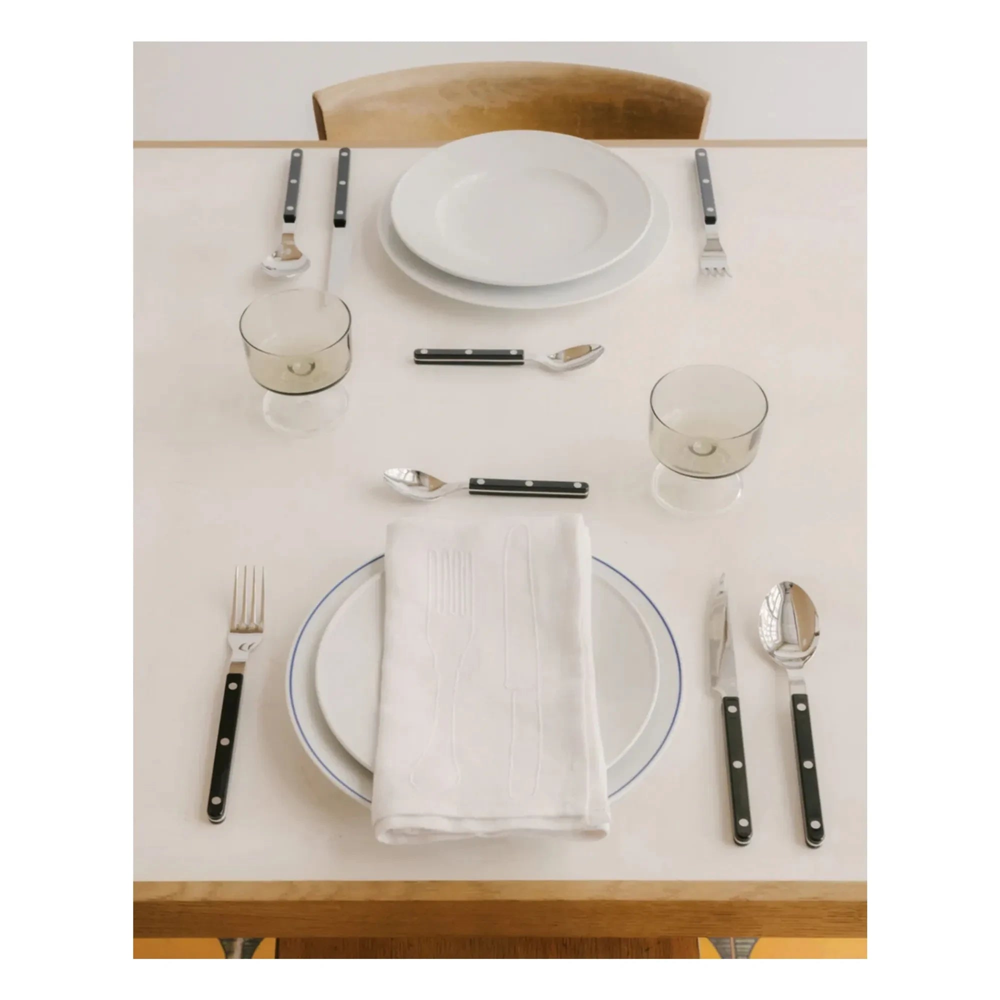Sabre - Juego de cubiertos de 24 piezas | Negro