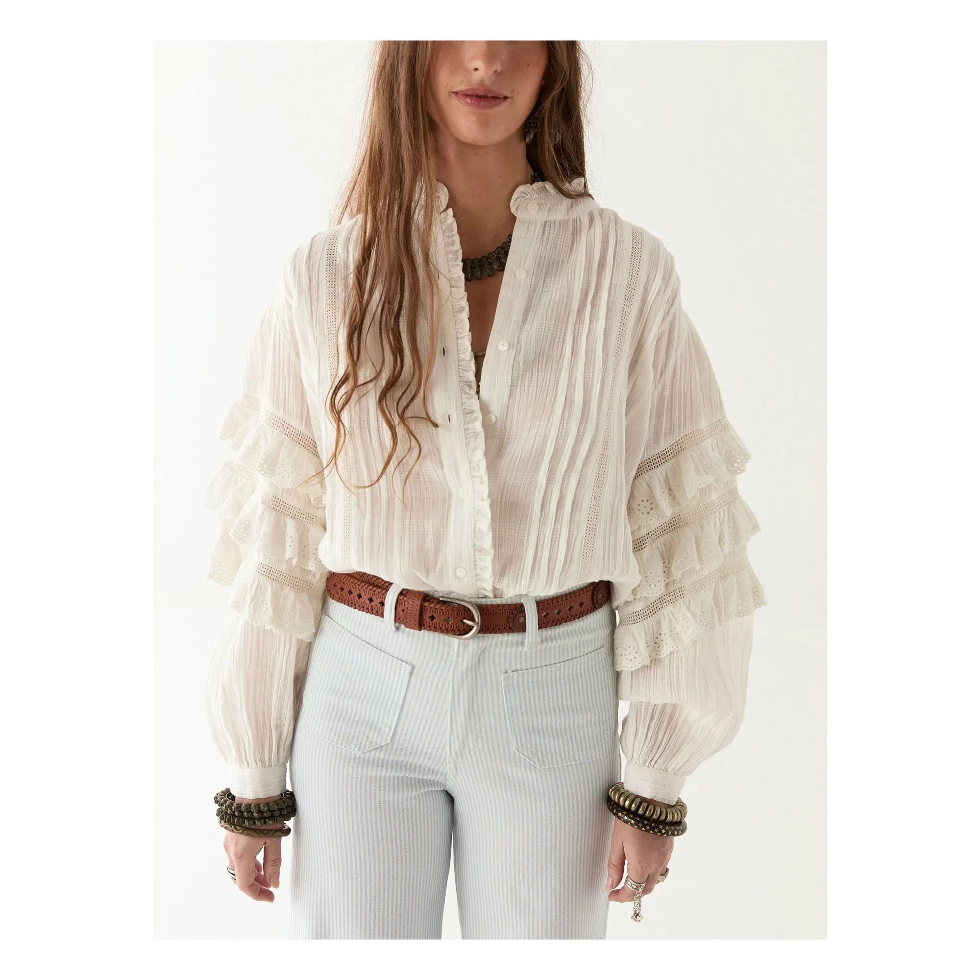 Maison Hotel - Blusa Omara de Küba Schiffli | Blanca