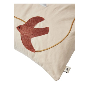 Ferm Living Kids - Cojín bordado Swif Bird | Beige