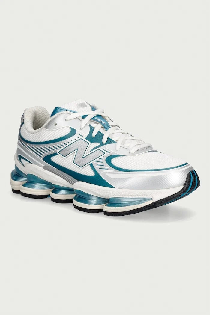 Zapatillas deportivas de mujer New Balance 2000