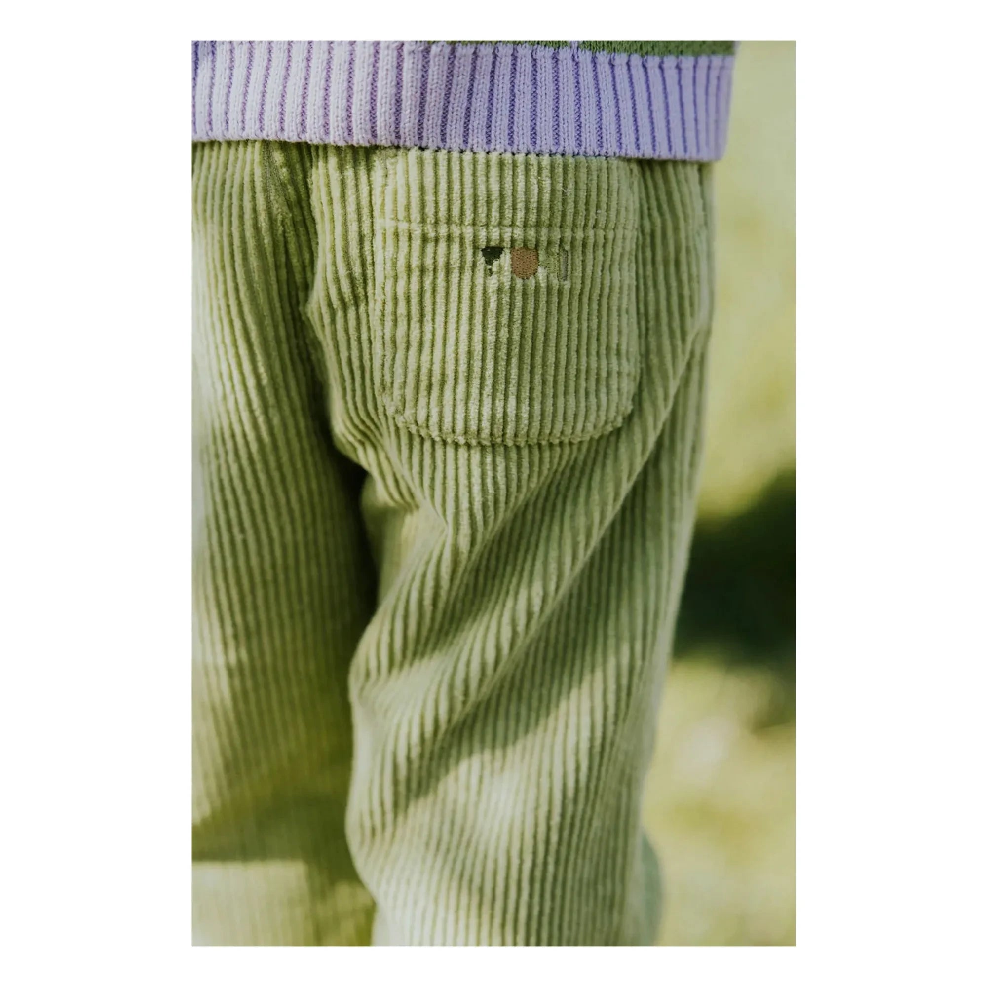 Yuki - Pantalón de pana orgánico | Oliva