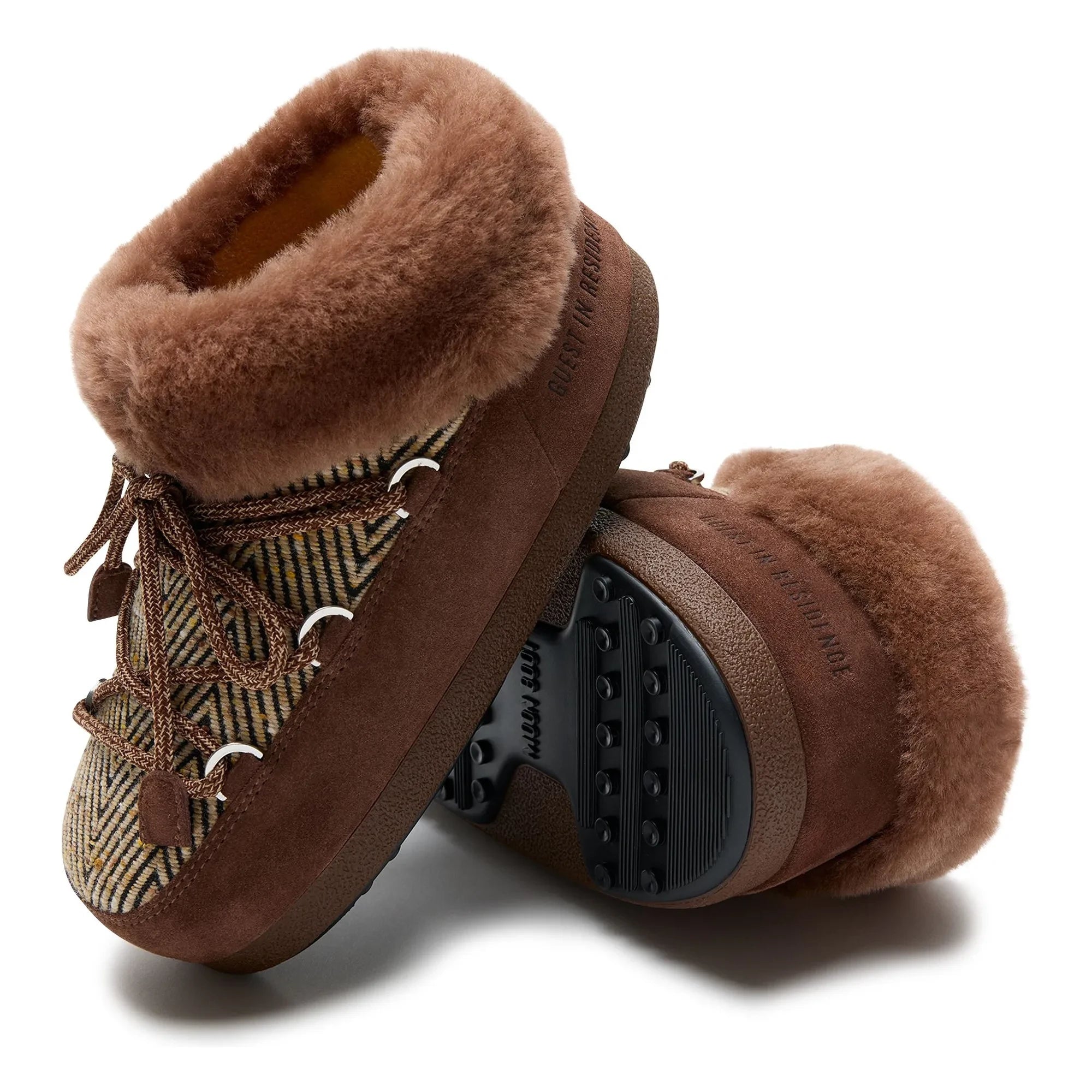 Moon Boot - Zapatillas Chalet MB x Guest in Residence | Chocolate