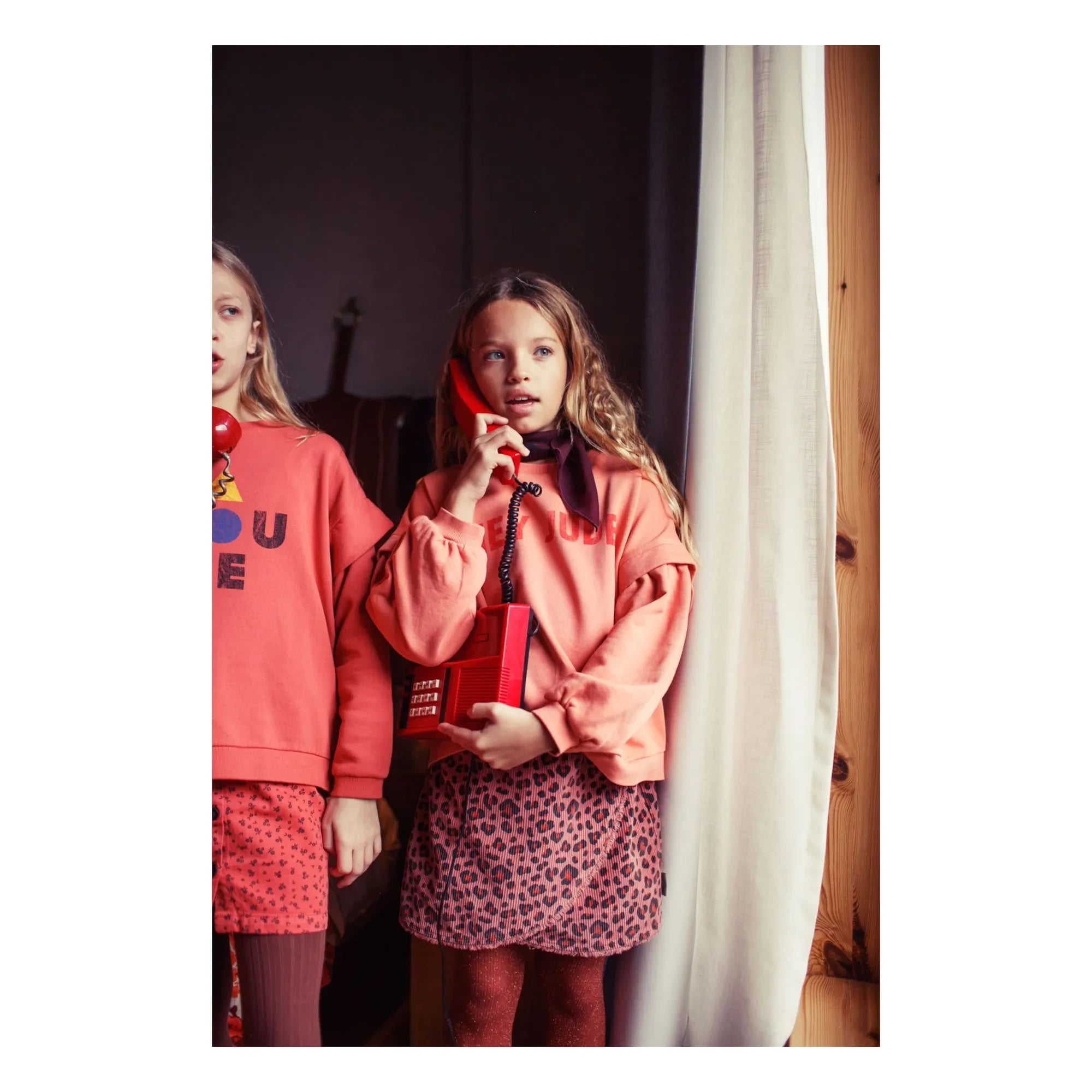 Piupiuchick - Sudadera de algodón orgánico con volantes Hey Jude | Coral