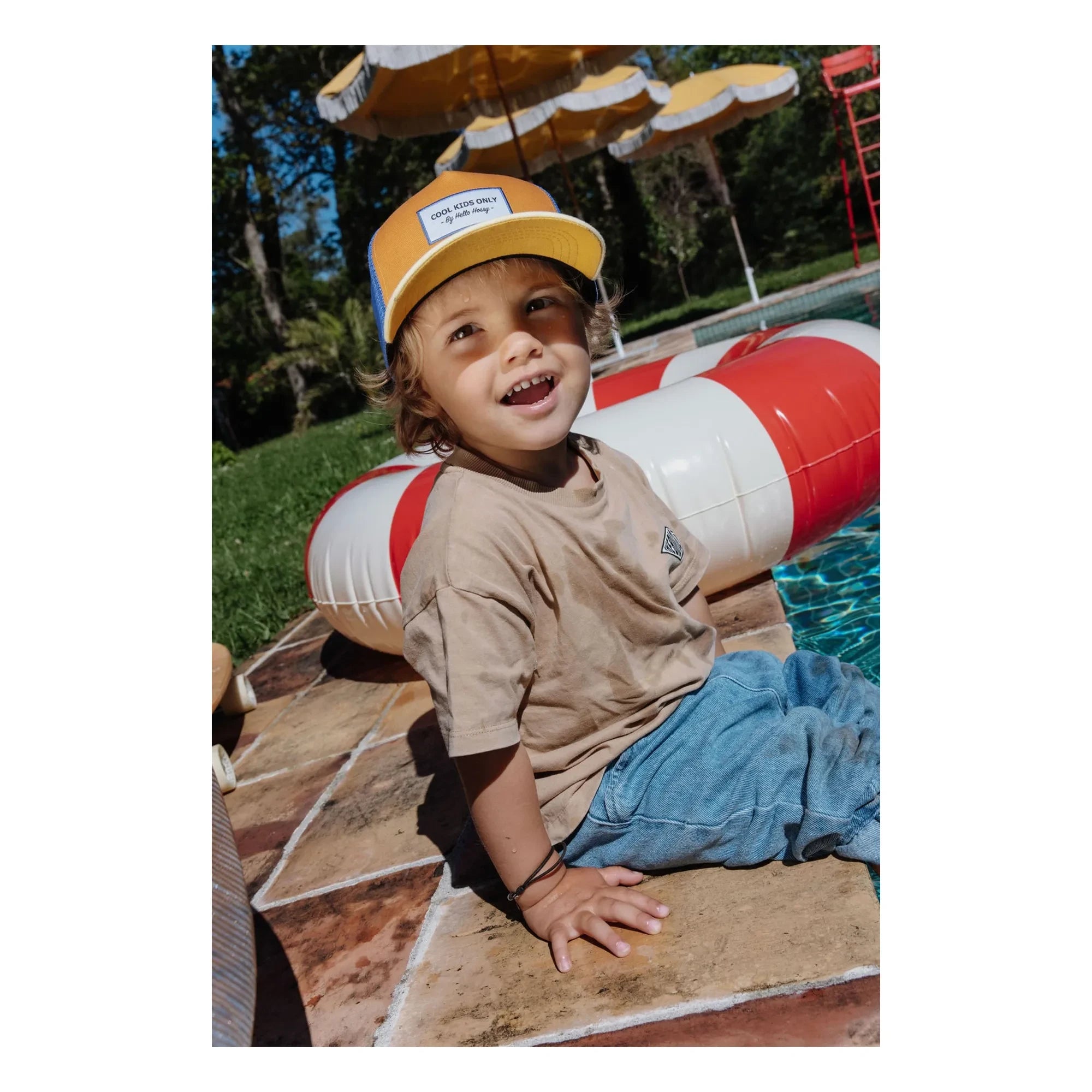 Hello Hossy - Gorra Trucker Mini de Algodón Orgánico con Visera Curva | Camel