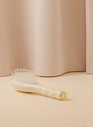La Bonne Brosse - The Little Miracle Brush No. 04 - Abre enredos y da masajes | Crema