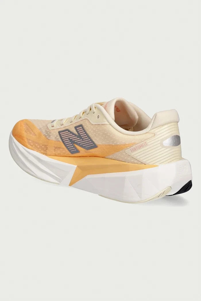 Zapatillas de running para mujer New Balance FuelCell Rebel v5