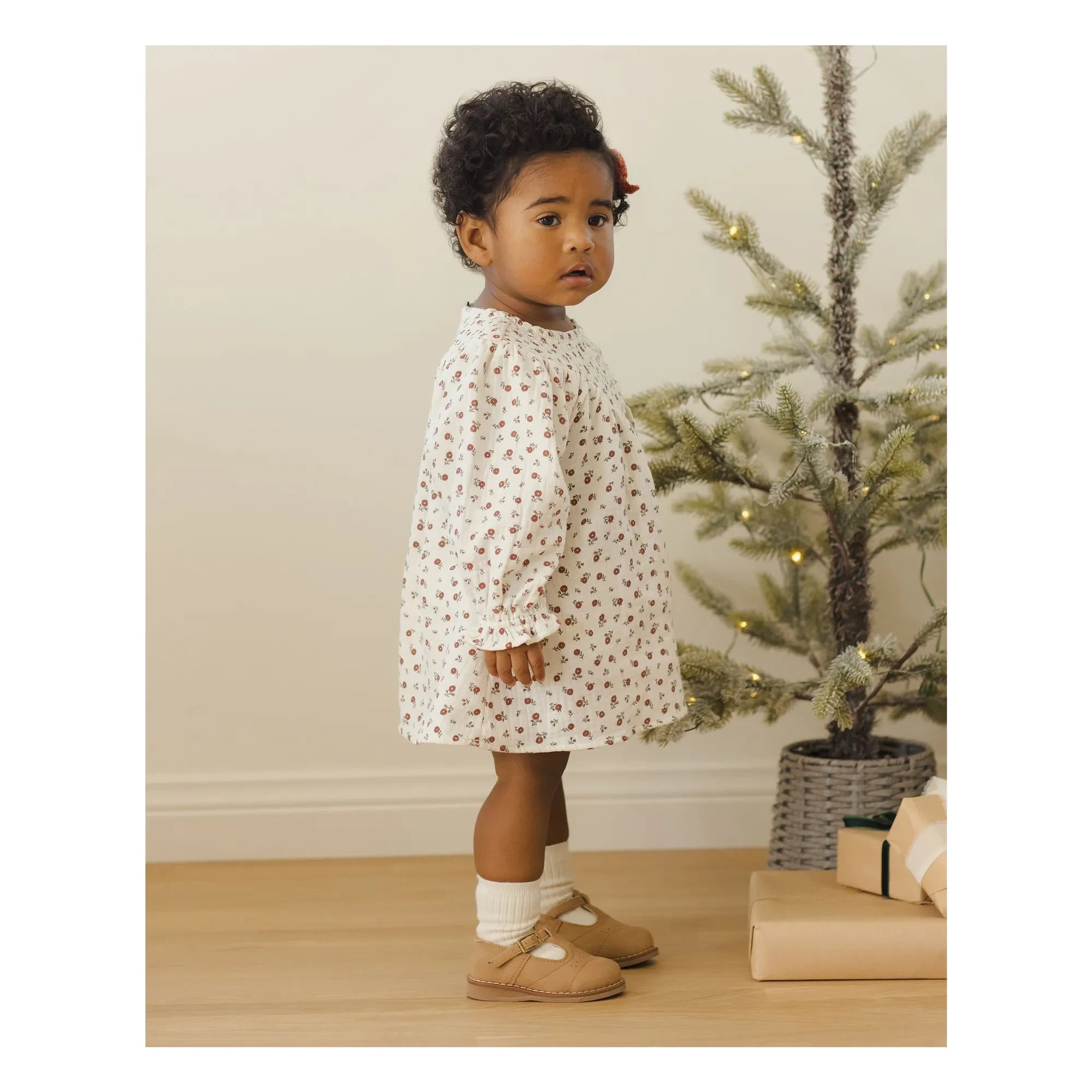 Quincy Mae - Vestido de gasa de algodón orgánico con estampado floral | Marfil