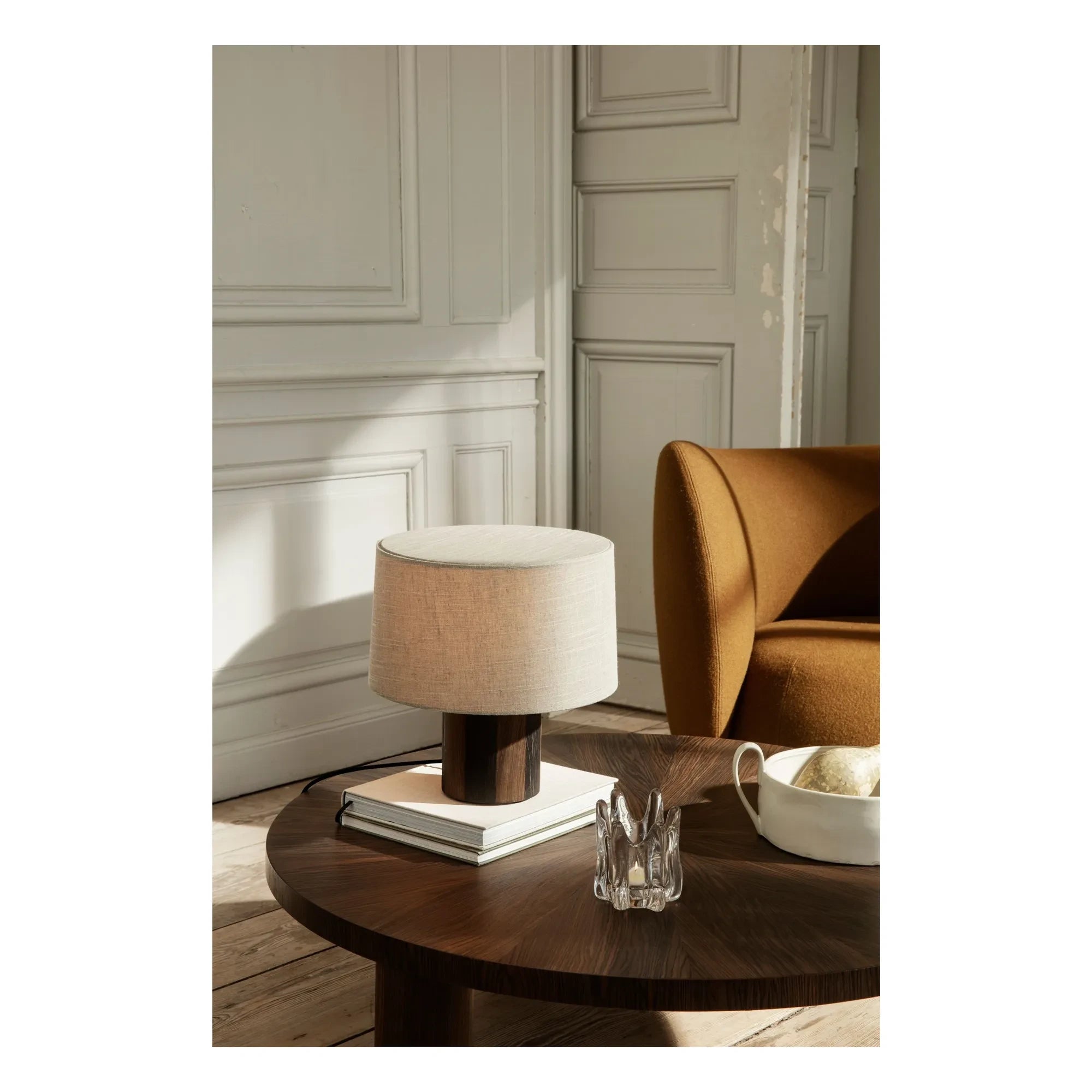 Ferm Living - Mesa auxiliar Post - Madera FSC | Roble ahumado