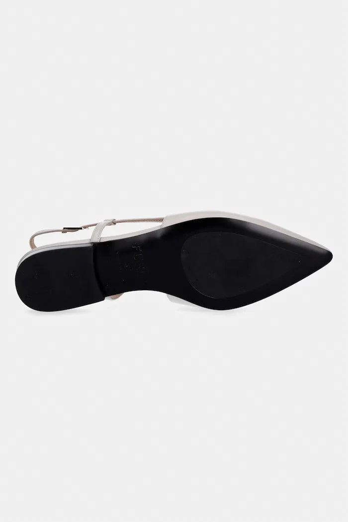 Furla Bailarina de Cuero Punta