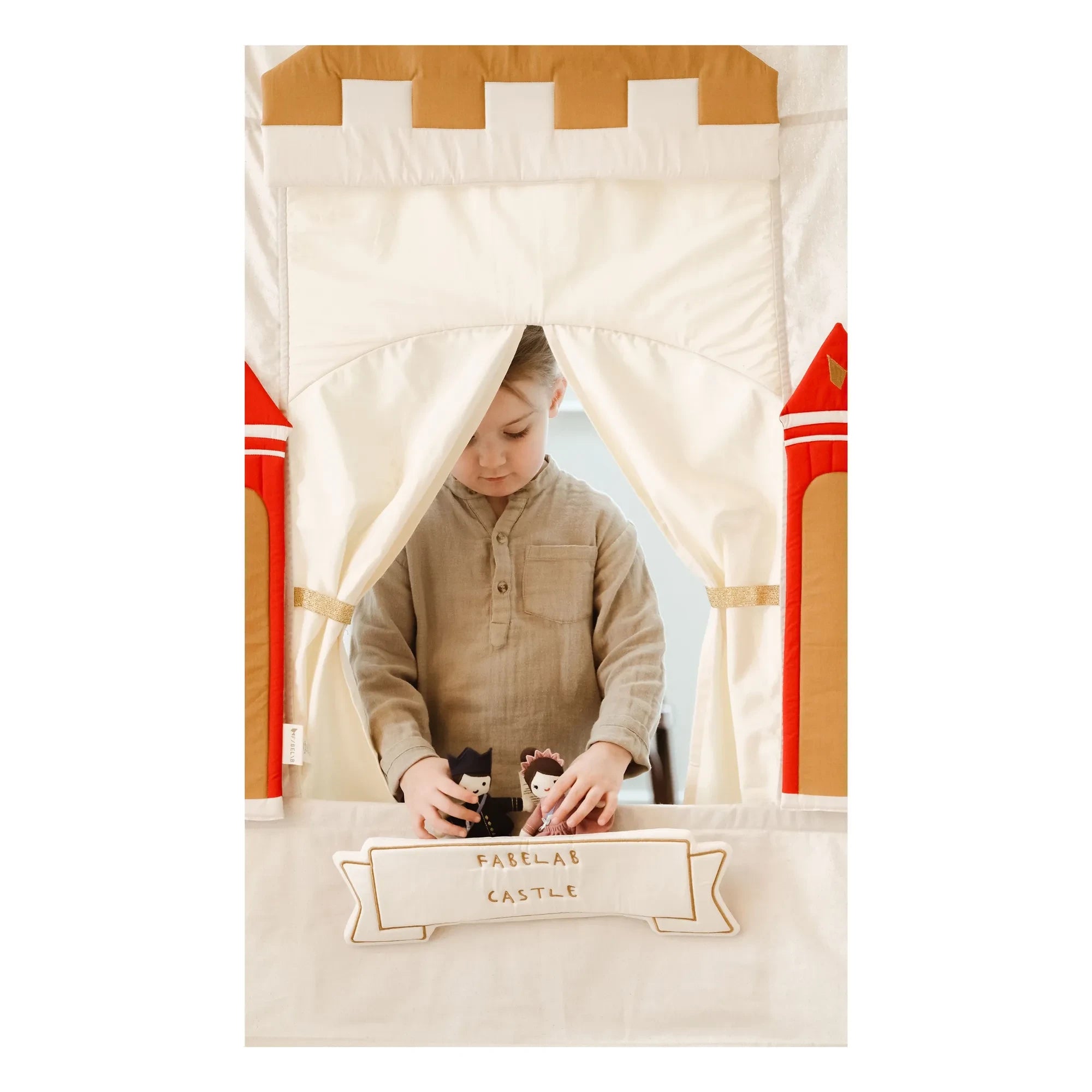 Fabelab - Teatro Castillo | Ocre