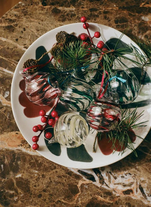 Broste Copenhagen - Adornos Navideños de Vidrio Curvado - Set de 3 | Blanco