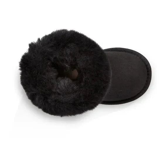 UGG - Botines de gamuza con forro de piel Classic II | Negro